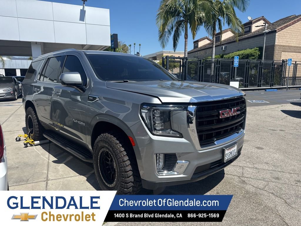 2024 GMC Yukon SLE photo 6