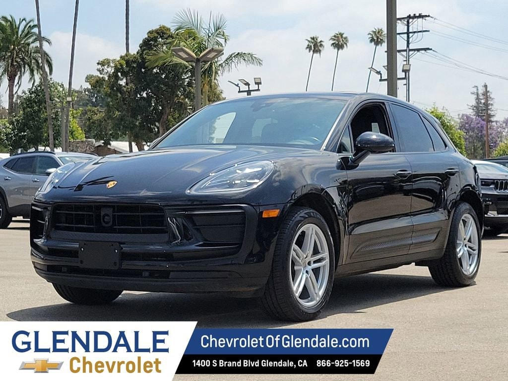 2024 Porsche Macan T - Photo 16