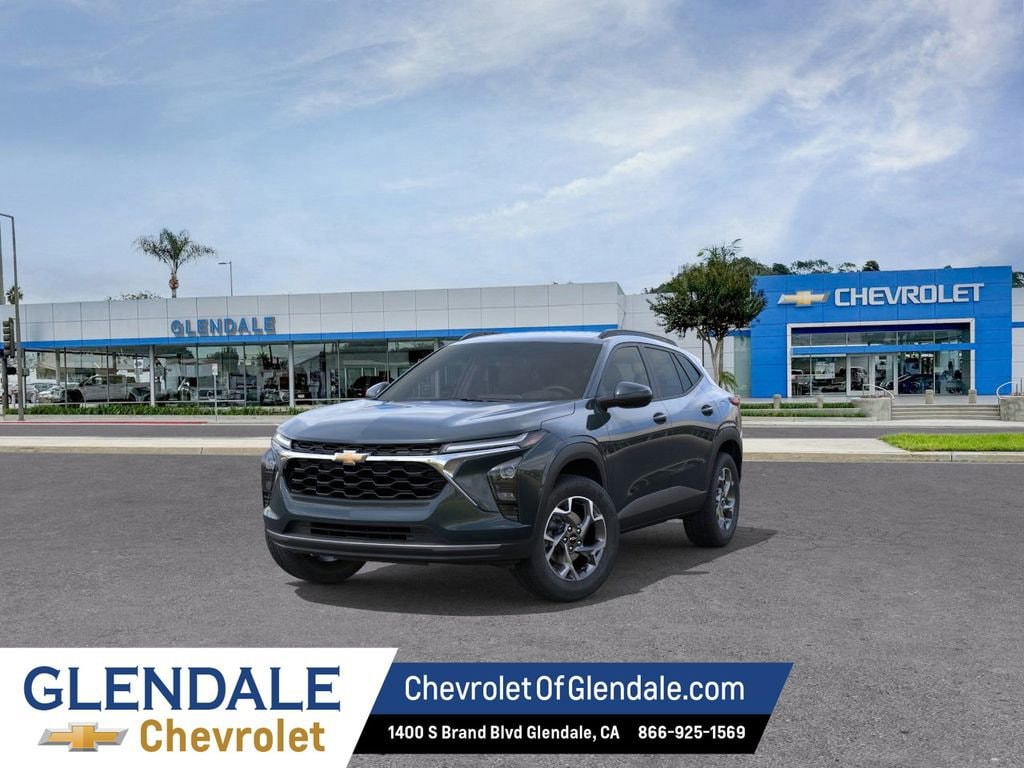 2026 Chevrolet Trax LT - Photo 8