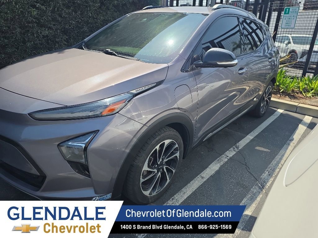 2022 Chevrolet Bolt EUV Premier photo 2