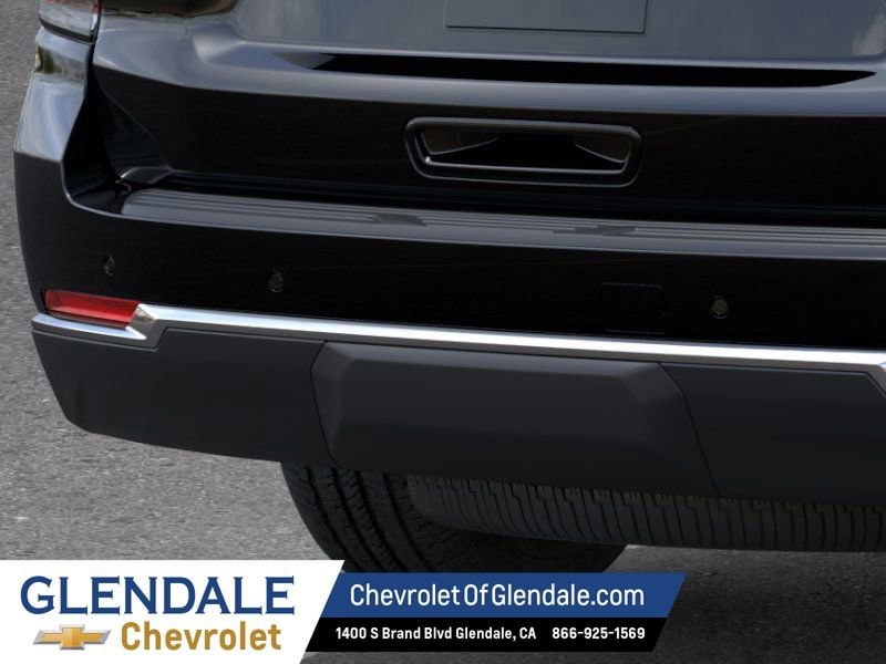 2026 Chevrolet Suburban LS - Photo 14