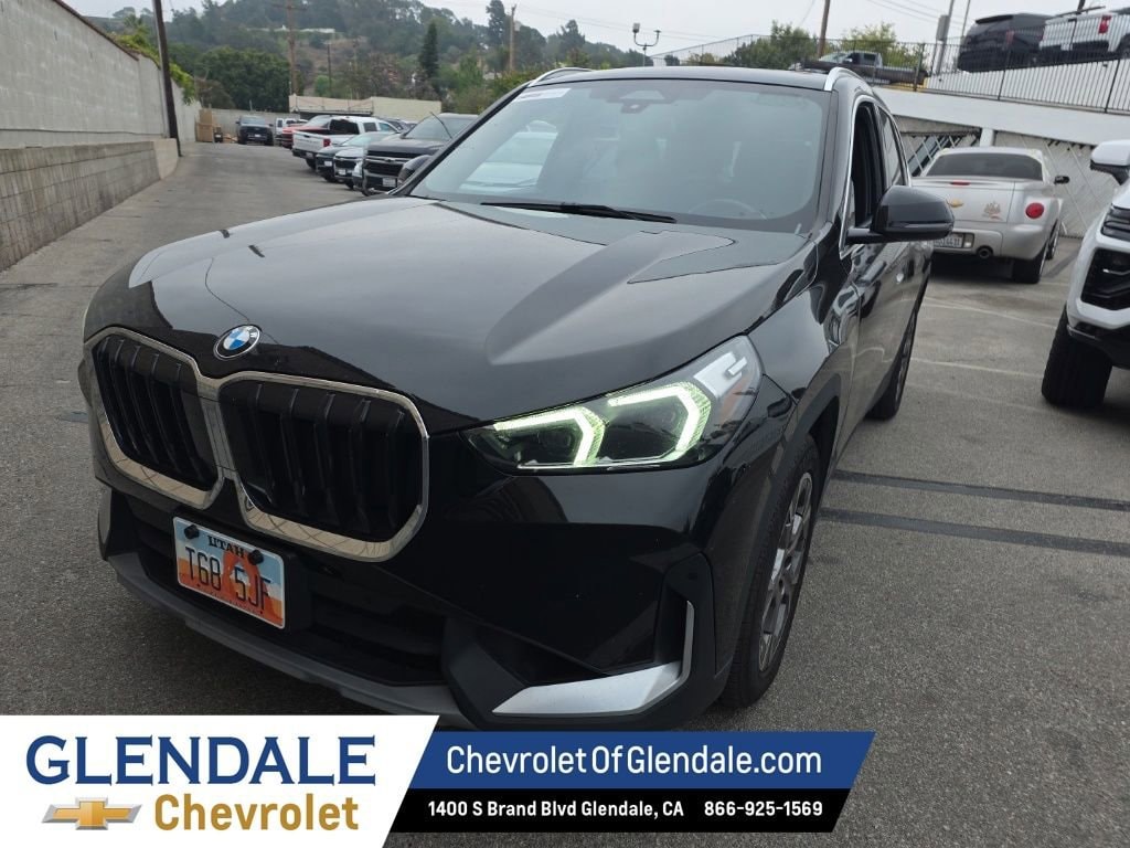 2023 BMW X1's photo