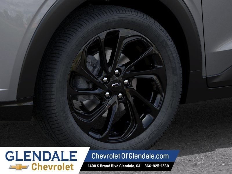 2027 Chevrolet Bolt RS - Photo 9