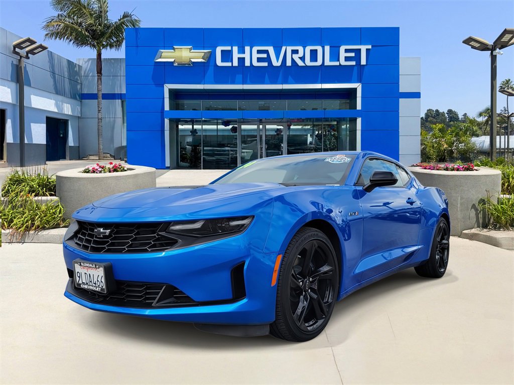 2024 Chevrolet Camaro LT1 photo 2