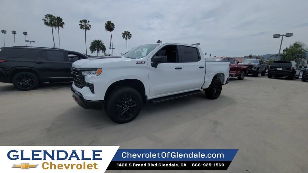 2025 Chevrolet Silverado 1500 LT Trail Boss photo 4