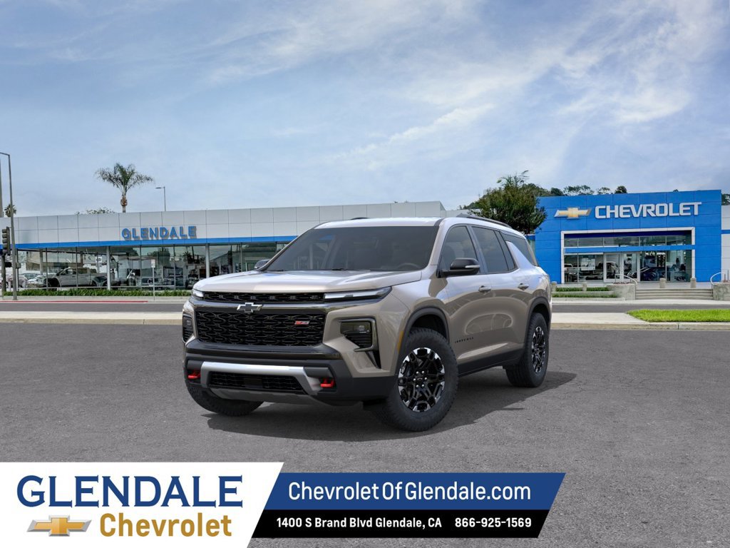 2027 Chevrolet Traverse Z71 - Photo 8
