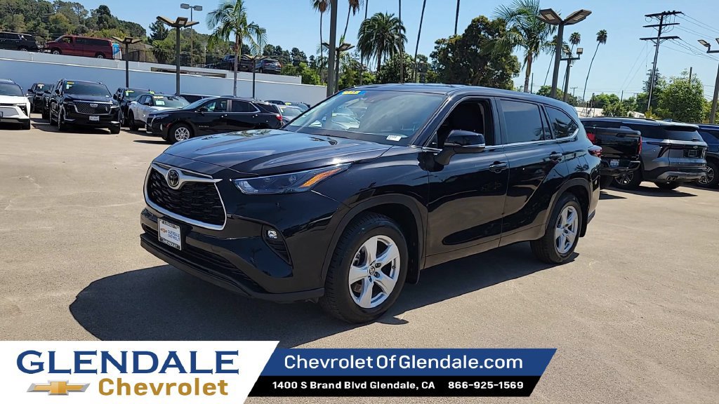 2024 Toyota Highlander photo 4