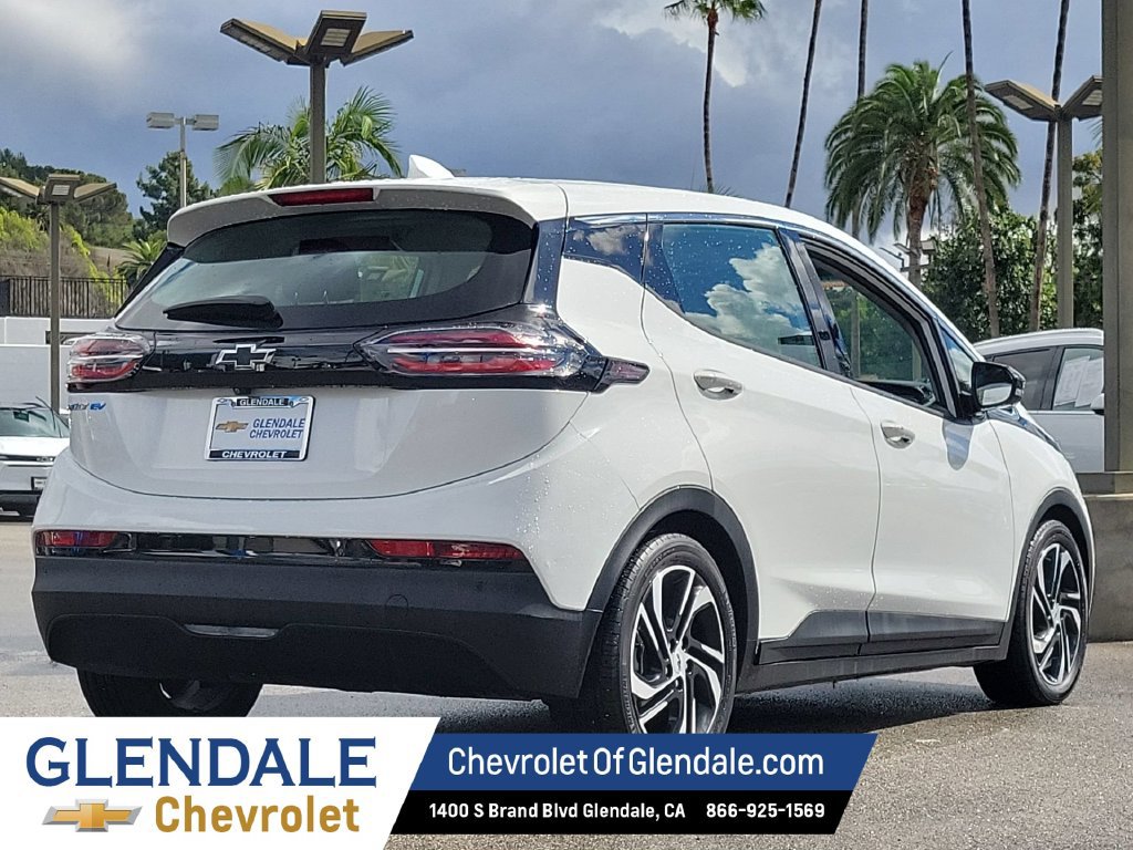 2023 Chevrolet Bolt EV photo 3