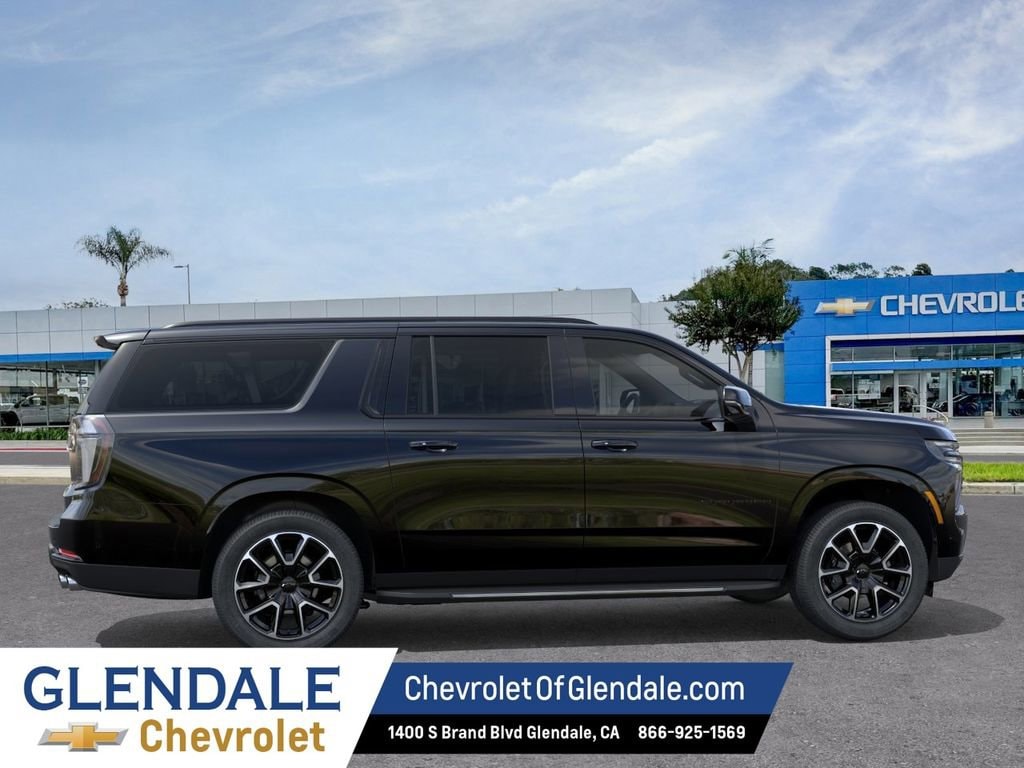 2026 Chevrolet Suburban RST - Photo 5