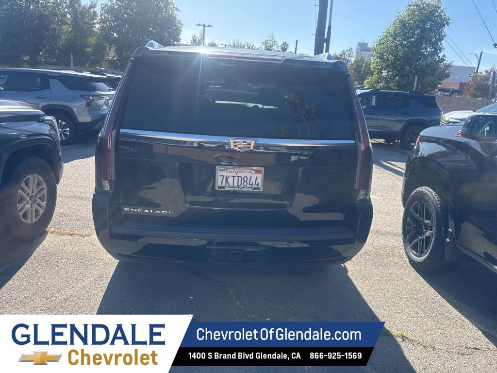 2015 CADILLAC Escalade Luxury photo 4