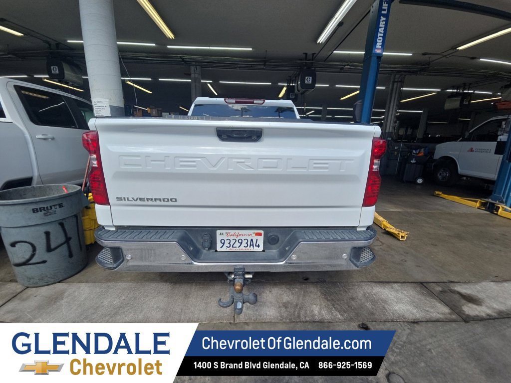 2024 Chevrolet Silverado 1500 photo 3