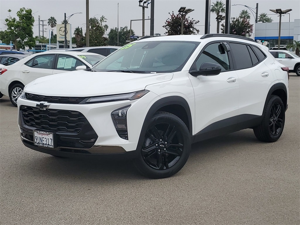 New 2025 Chevrolet Trax Activ SUV