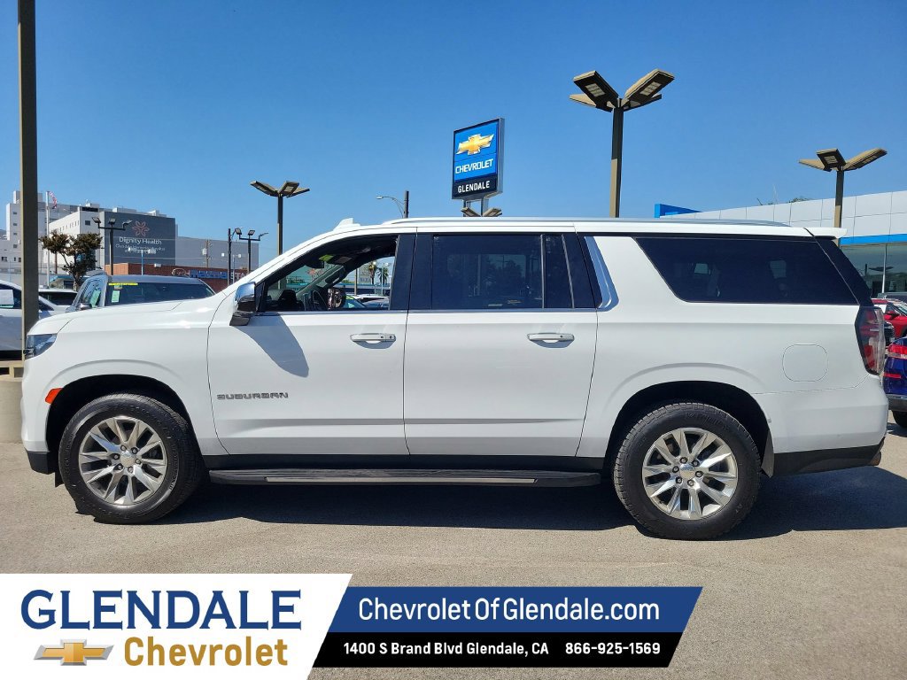 2023 Chevrolet Suburban photo 5