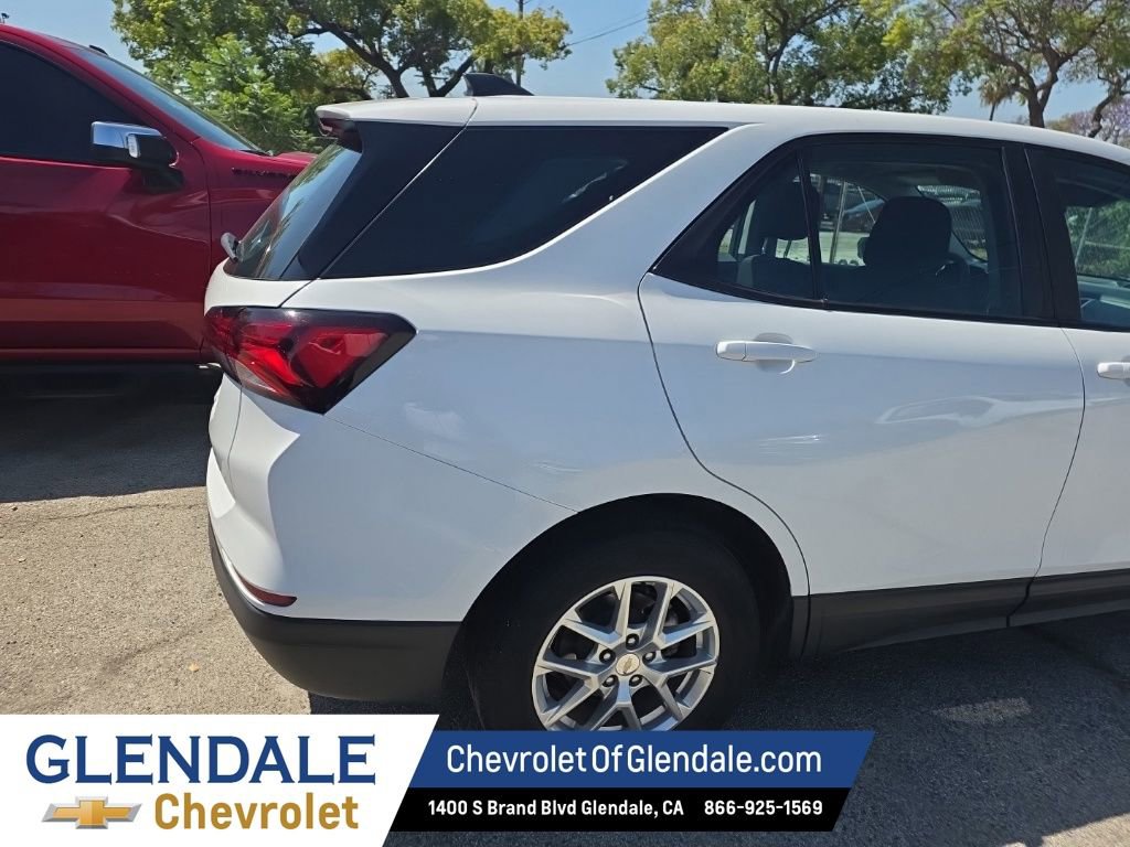 2022 Chevrolet Equinox LS photo 6