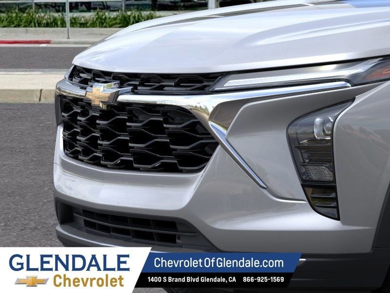 2026 Chevrolet Trax LT - Photo 13
