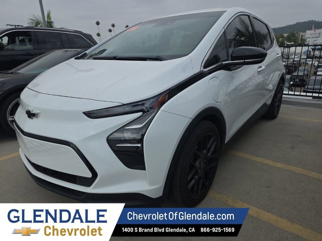 Used 2022 Chevrolet Bolt EV LT with VIN 1G1FW6S05N4100449 for sale in Glendale, CA