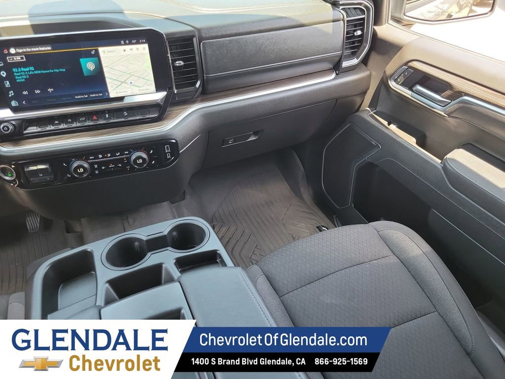 2025 Chevrolet Silverado 1500 LT - Photo 23