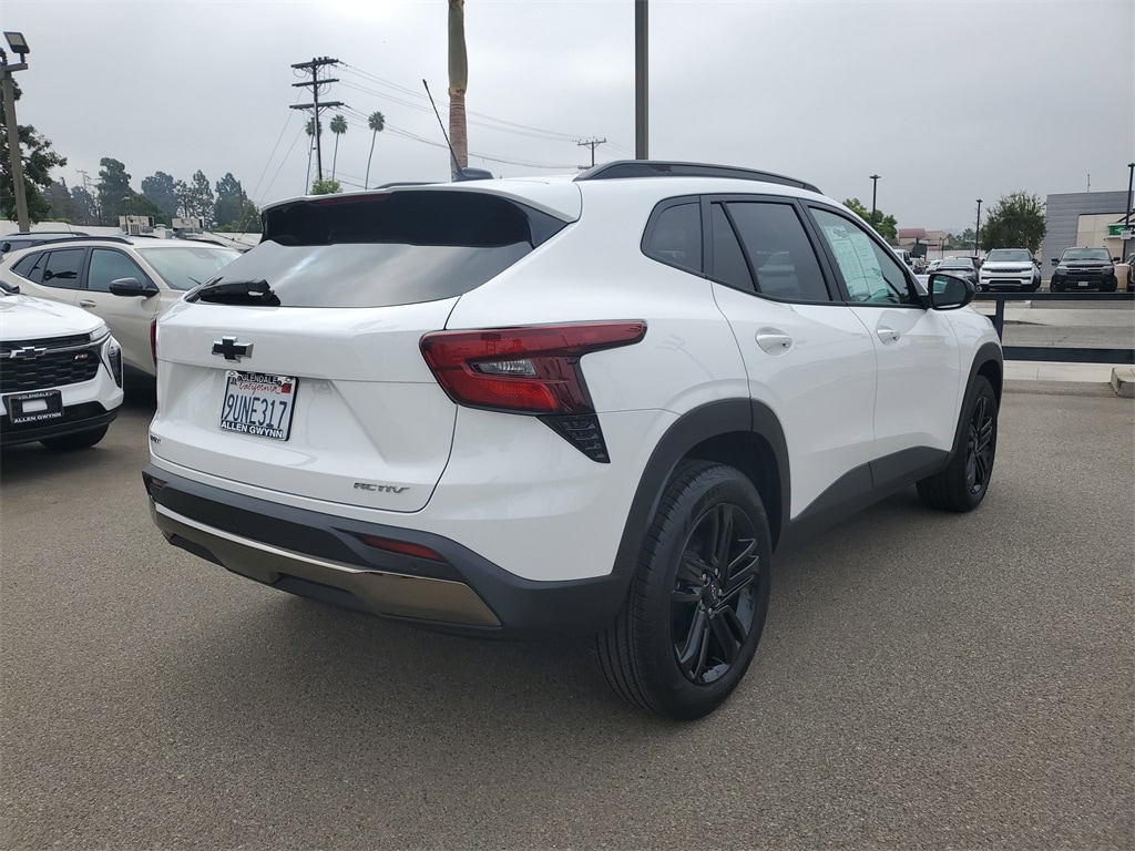 New 2025 Chevrolet Trax Activ SUV