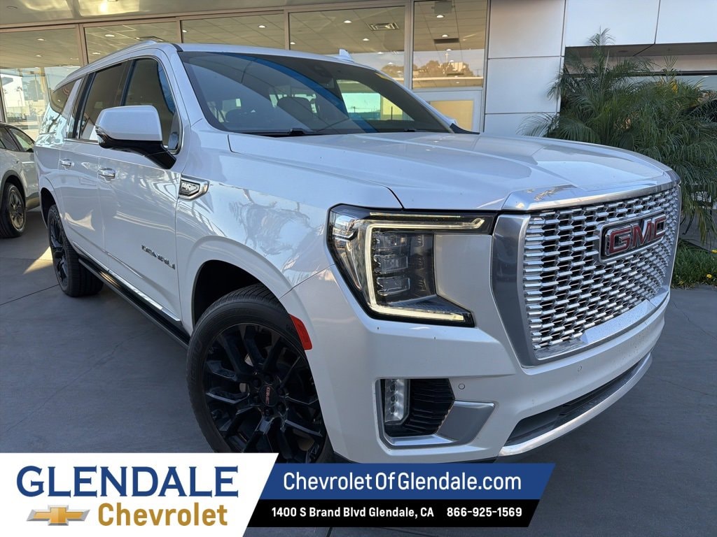 2022 GMC Yukon XL Denali's photo