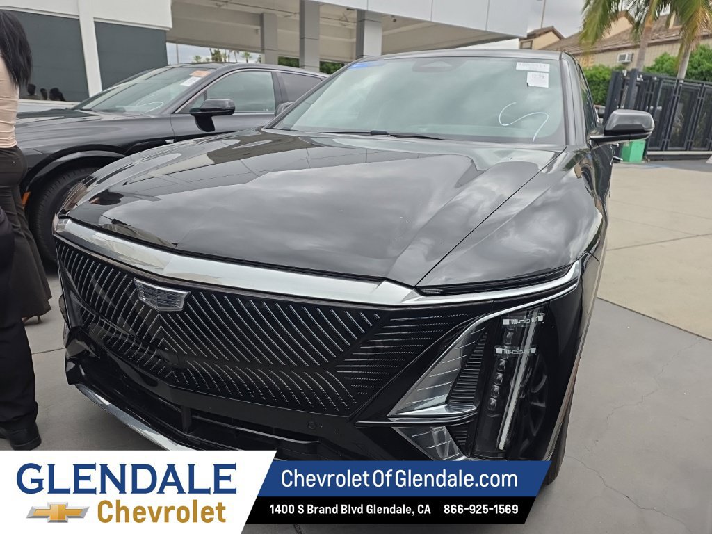 Used 2024 Cadillac LYRIQ Tech with VIN 1GYKPMRL5RZ142680 for sale in Glendale, CA