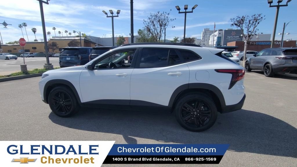 2024 Chevrolet Trax Activ photo 5