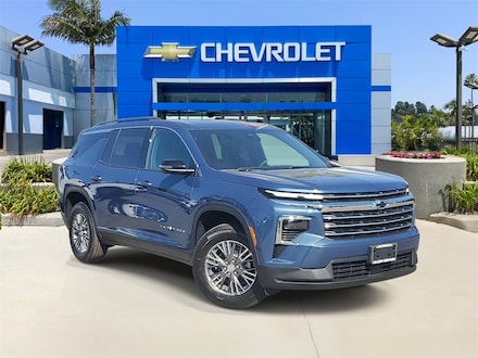 2026 Chevrolet Traverse LT SUV