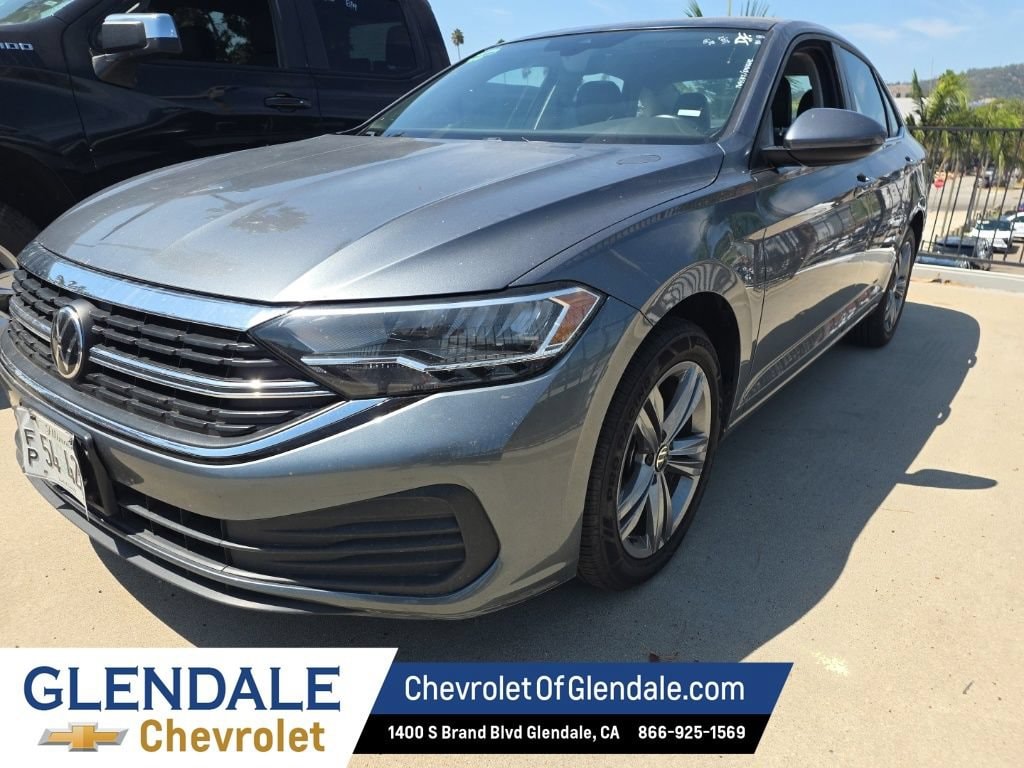 Used 2024 Volkswagen Jetta SE