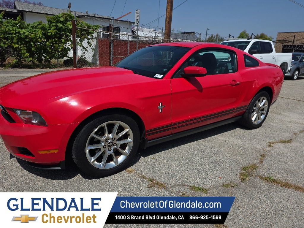 2010 Ford Mustang V6 Premium photo 2