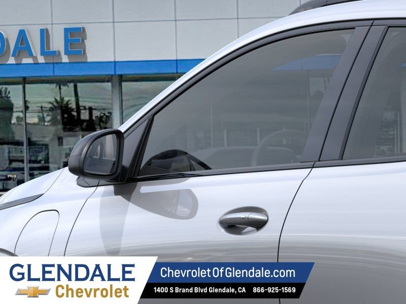 2027 Chevrolet Bolt RS - Photo 12