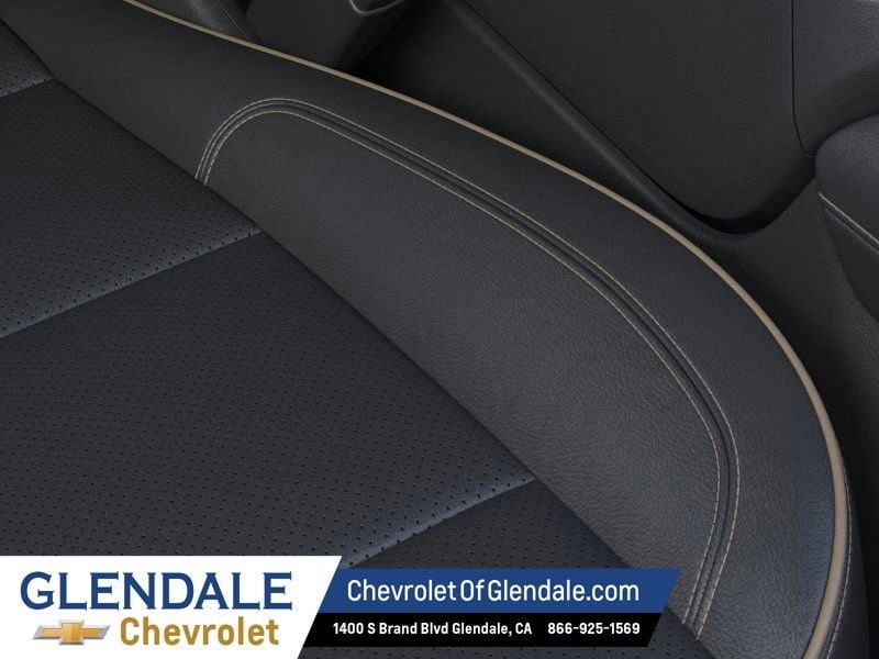 2026 Chevrolet Suburban Premier - Photo 21