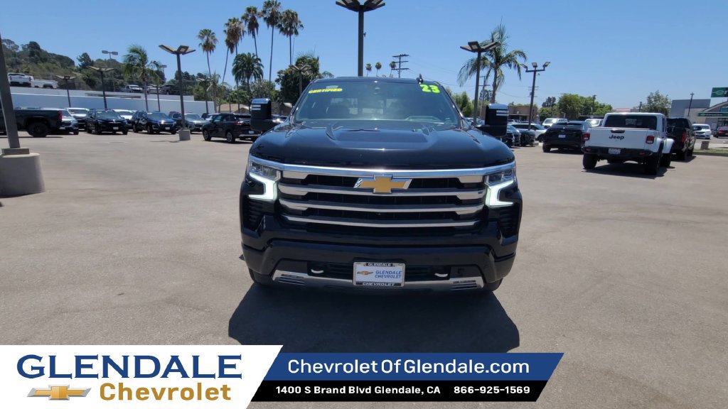 2023 Chevrolet Silverado 1500 photo 3
