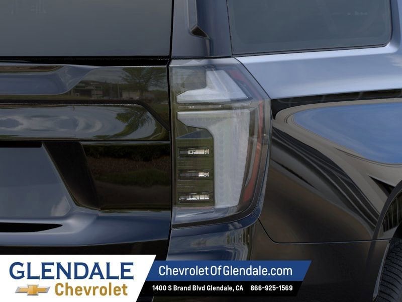 2026 Chevrolet Suburban RST - Photo 11