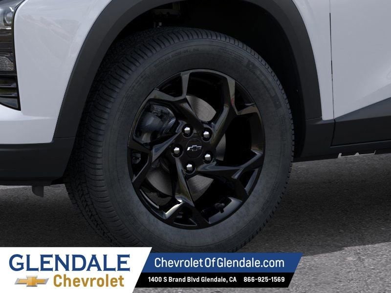 2026 Chevrolet Trax LT - Photo 9