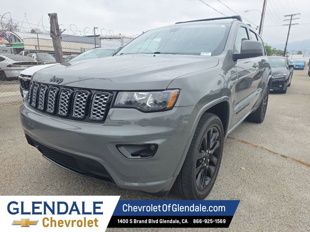 2019 Jeep Grand Cherokee Altitude's photo