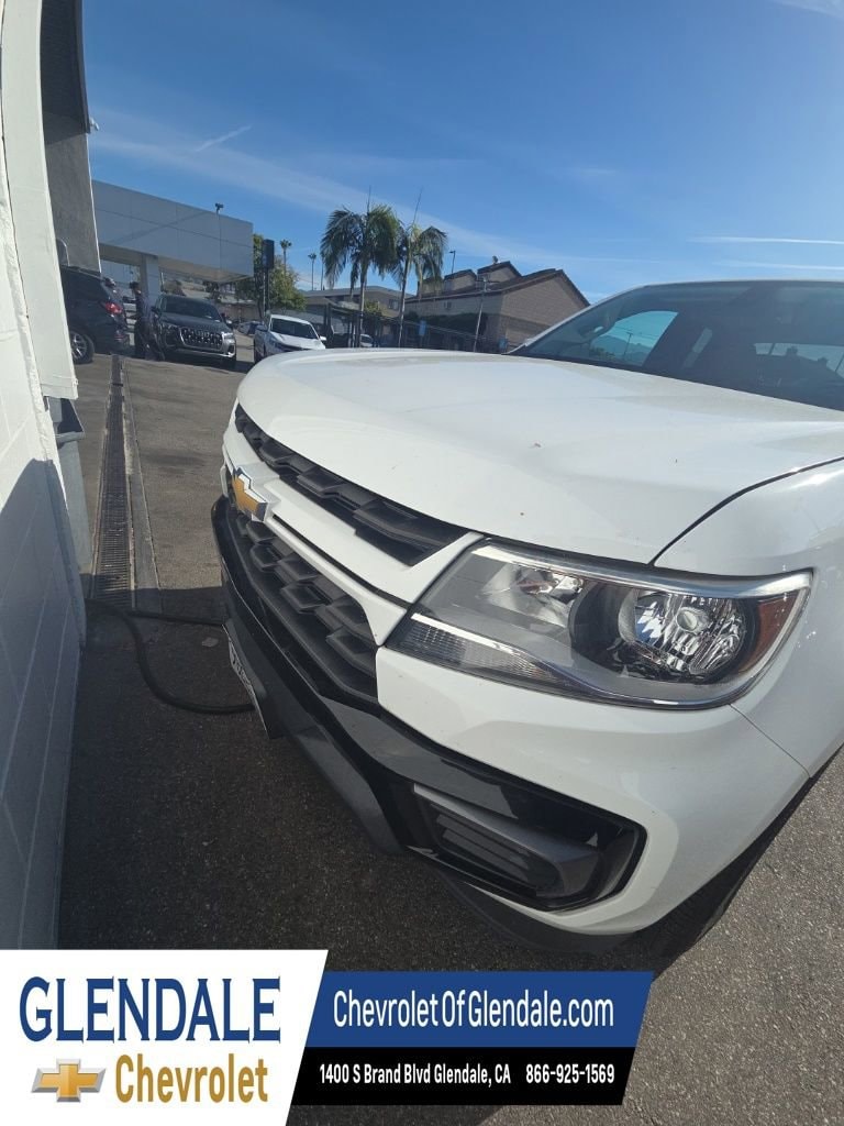 2021 Chevrolet Colorado 2WD LT photo 2