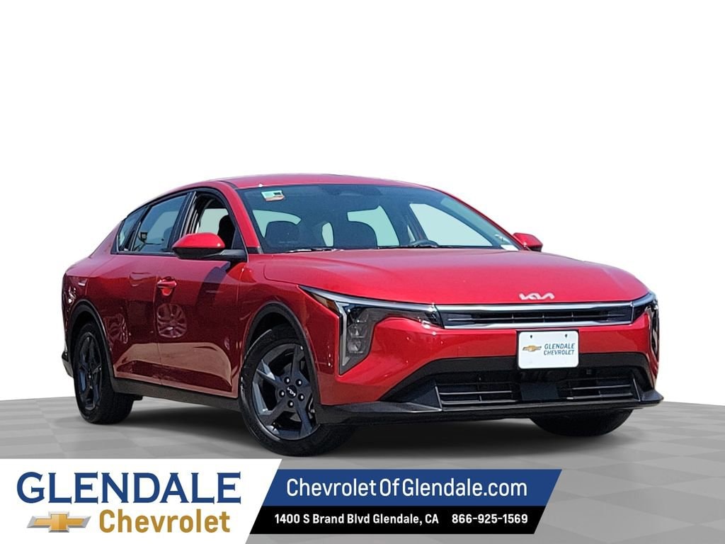 2025 Kia K4 LXS AT's photo
