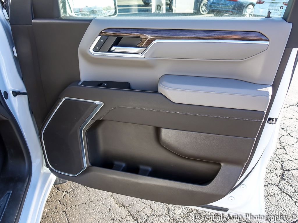 2025 Chevrolet Silverado 1500 LT - Photo 25
