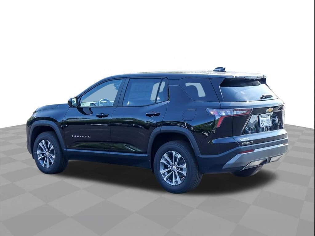2027 Chevrolet Equinox LT - Photo 6