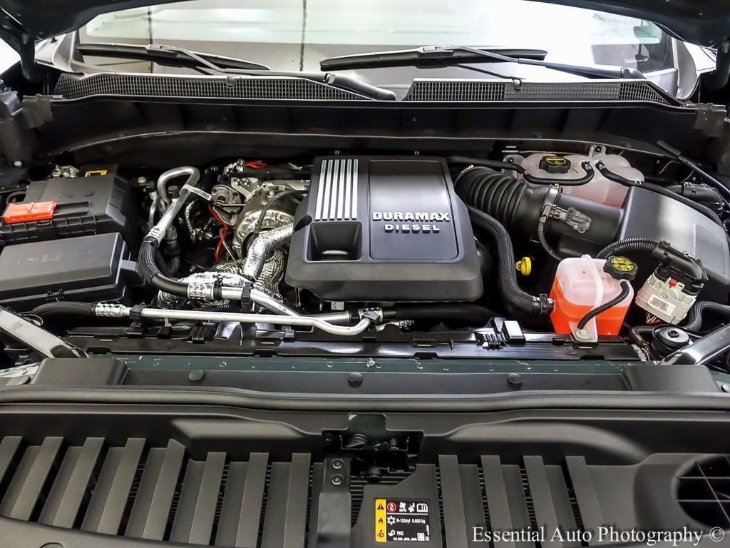 2025 Chevrolet Silverado 1500 LT - Photo 10