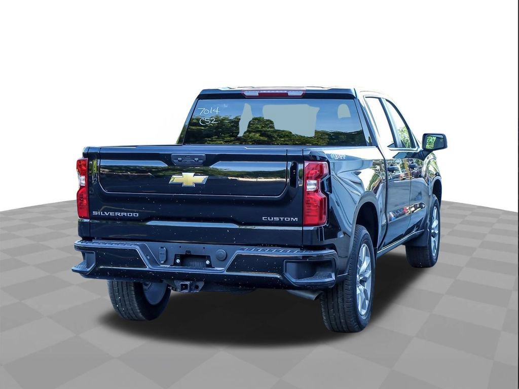 2026 Chevrolet Silverado 1500 Custom - Photo 8