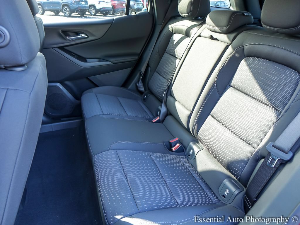 2027 Chevrolet Equinox LT - Photo 13
