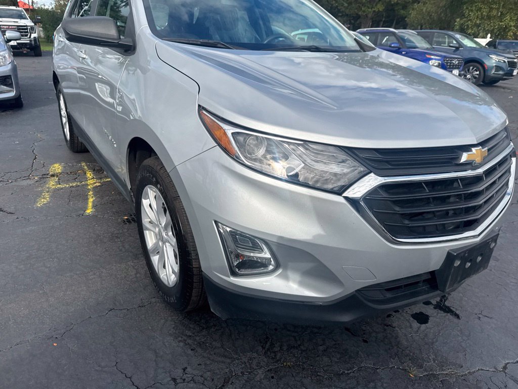 Used 2021 Chevrolet Equinox LS with VIN 3GNAXSEV8MS134163 for sale in Homewood, IL