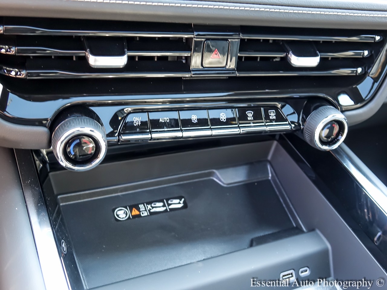 2025 Chevrolet Suburban Premier - Photo 51