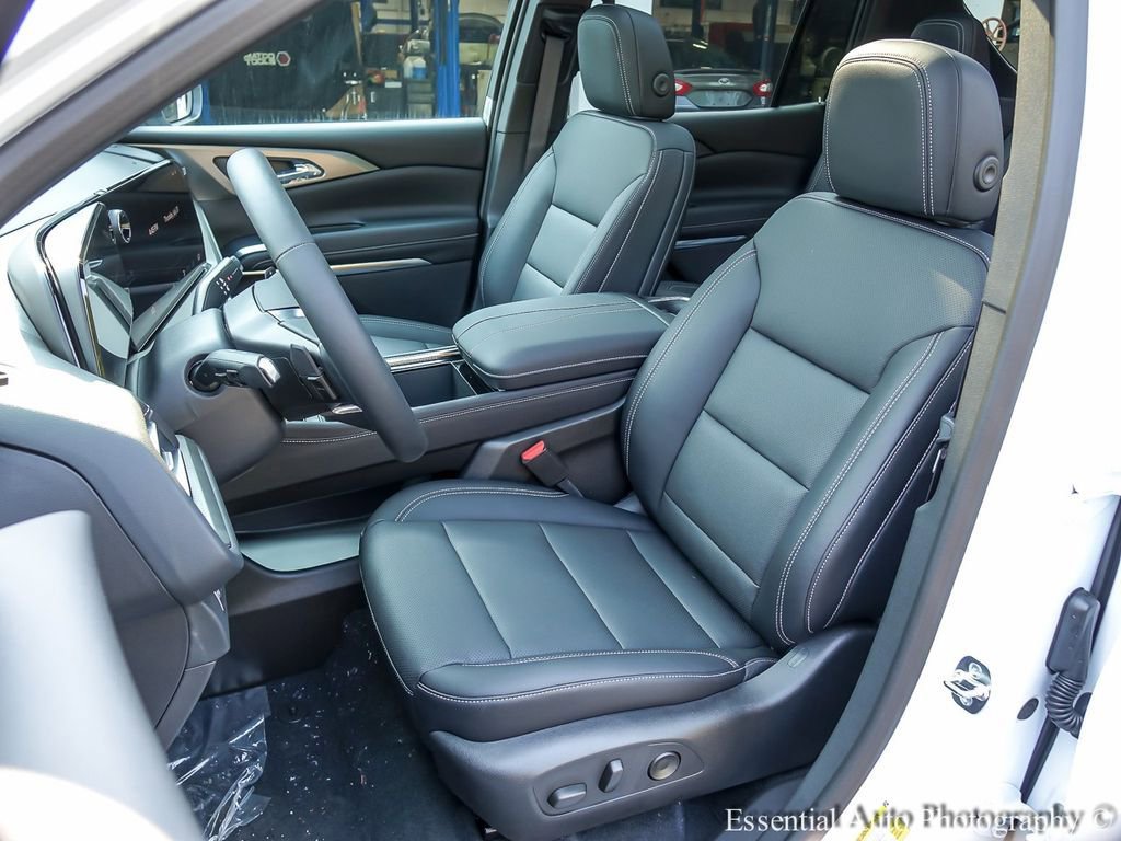 2026 Chevrolet Traverse LT - Photo 10