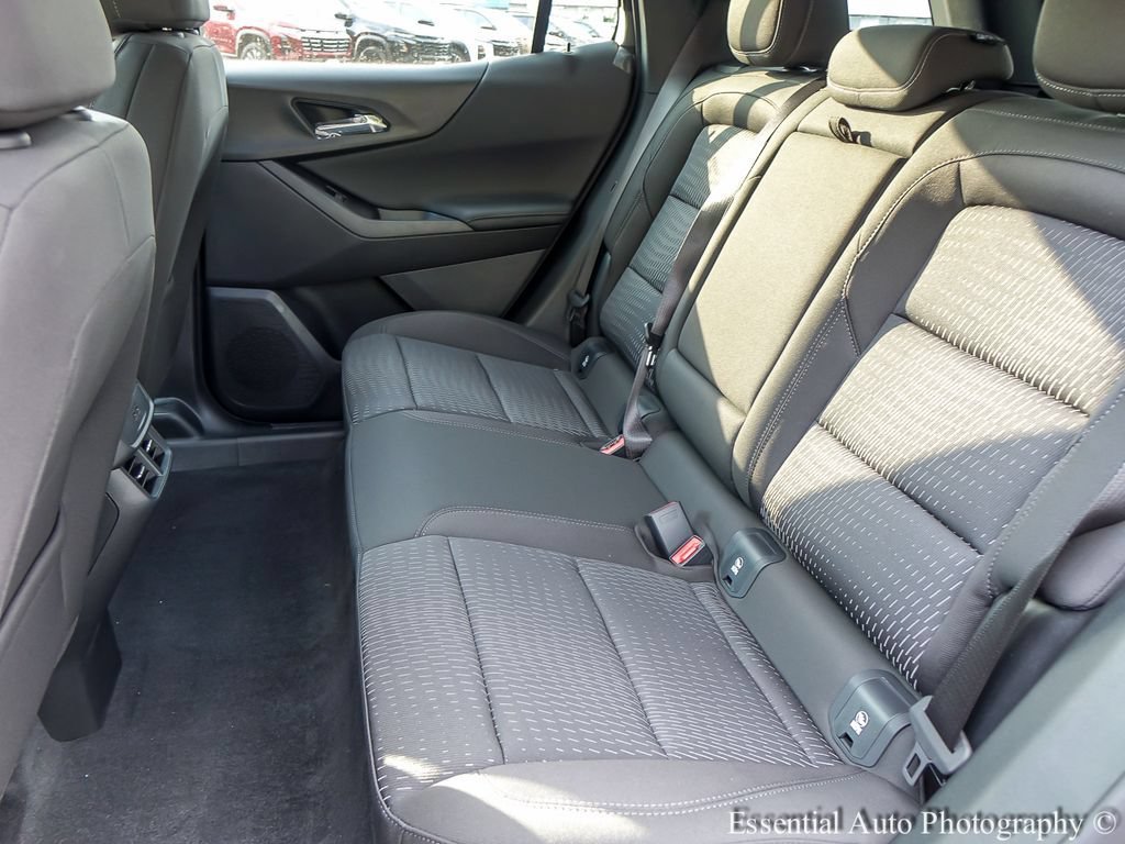 2027 Chevrolet Equinox LT - Photo 12