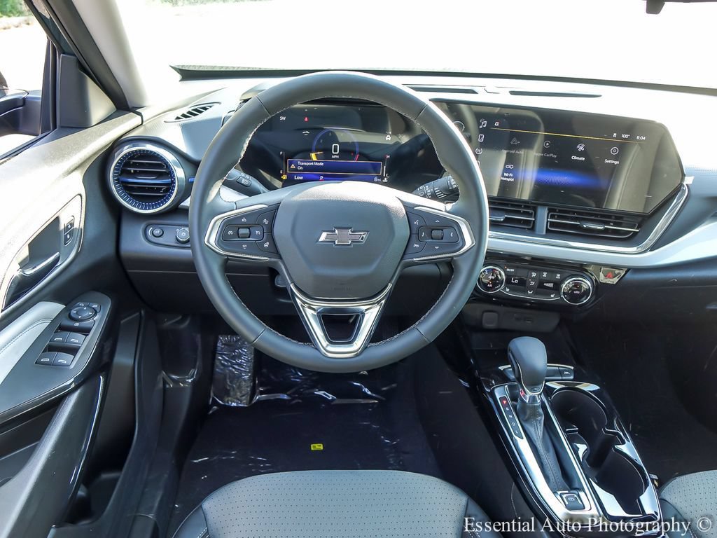 2026 Chevrolet Trax LT - Photo 14