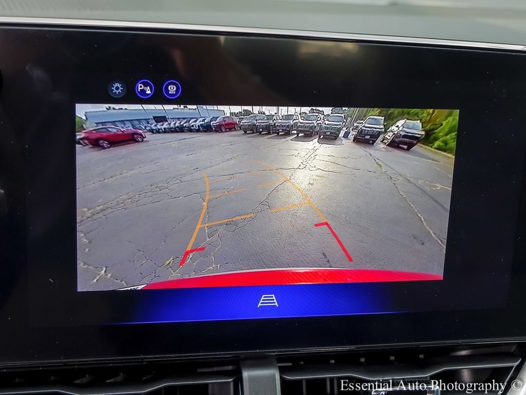 2027 Chevrolet Equinox LT - Photo 17