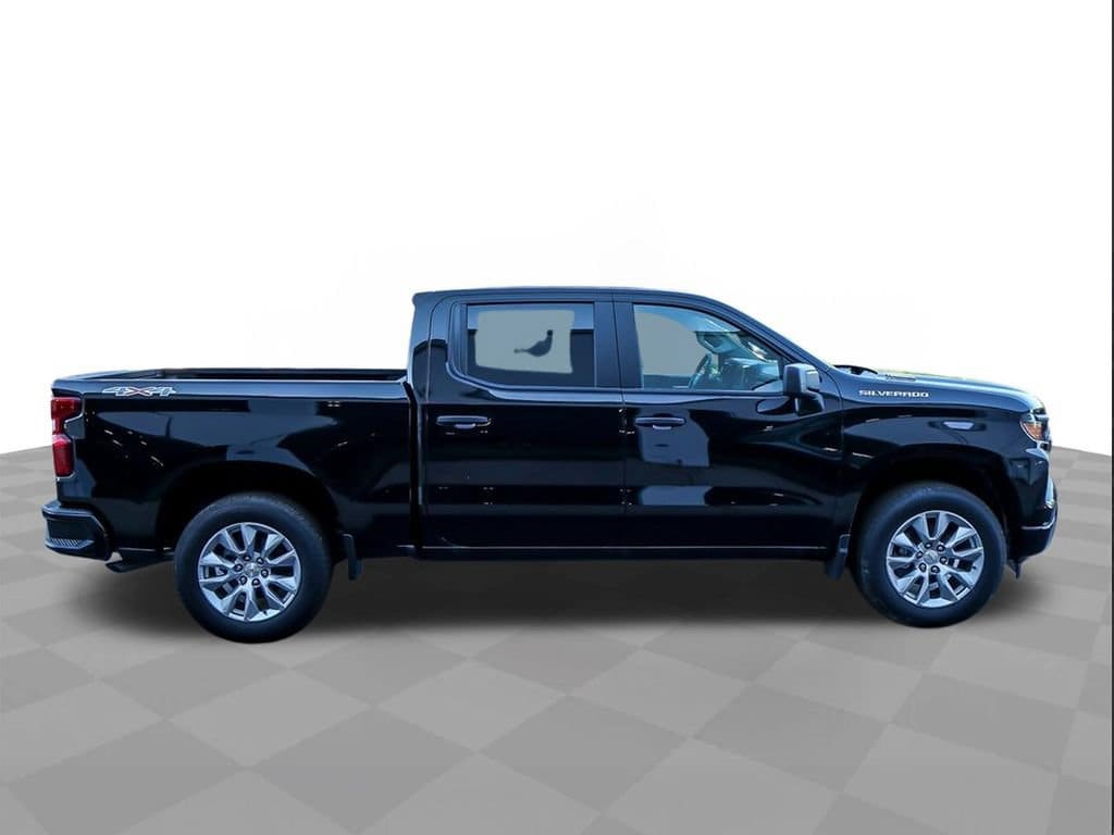 2026 Chevrolet Silverado 1500 Custom - Photo 10