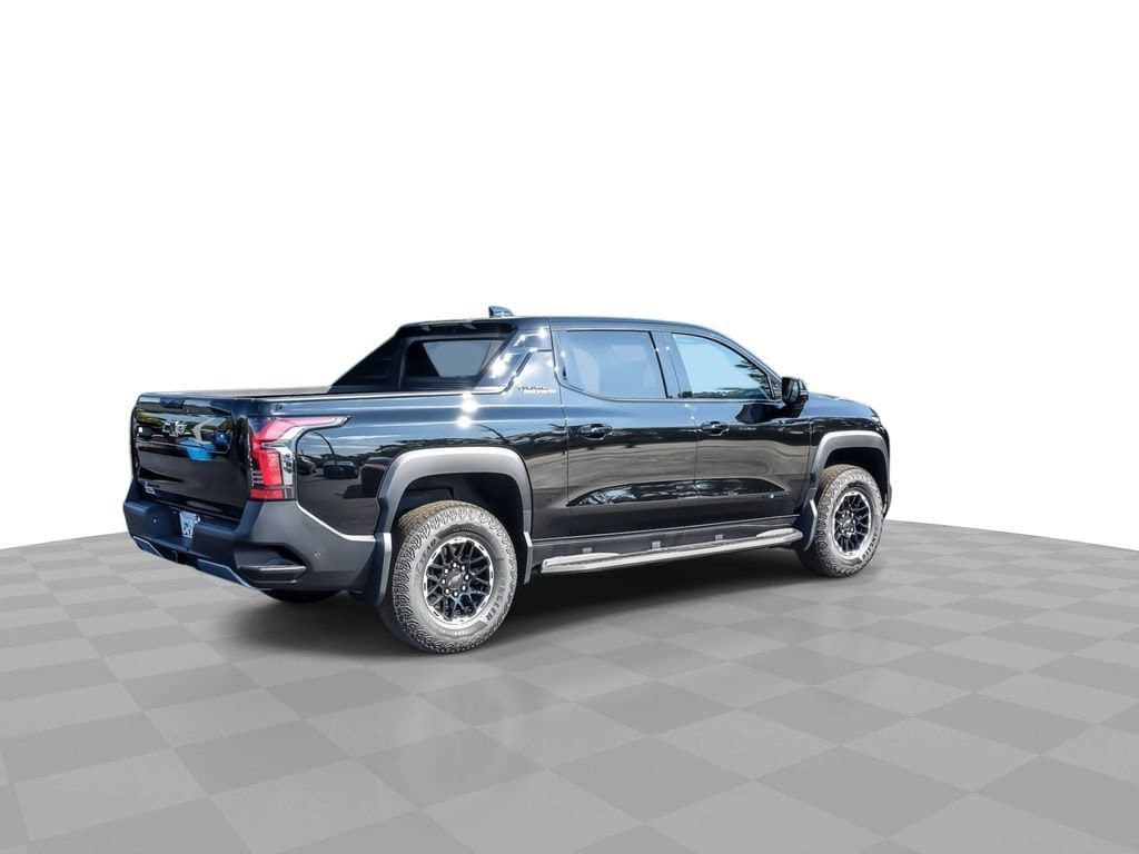 2026 Chevrolet Silverado EV Trail Boss - Photo 8