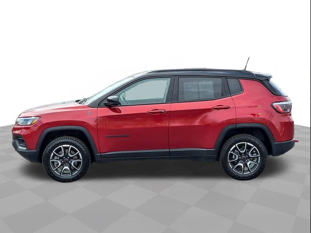 2025 Jeep Compass Trailhawk - Photo 5